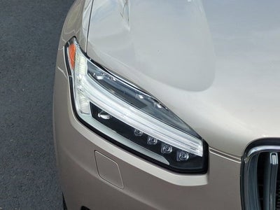 2025 Volvo XC90 Plug-In Hybrid Plus