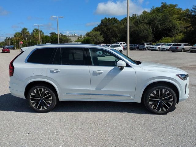 2026 Volvo XC90 Plug-In Hybrid Plus