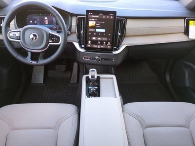 2026 Volvo XC90 Plug-In Hybrid Plus