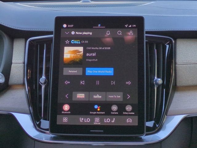 2026 Volvo XC90 Plug-In Hybrid Plus