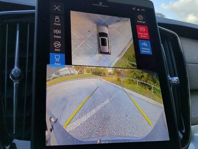 2026 Volvo XC90 Plug-In Hybrid Plus