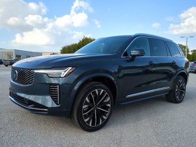 2026 Volvo XC90 Plug-In Hybrid Plus