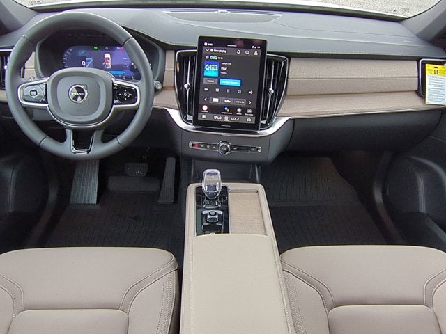 2026 Volvo XC90 Plug-In Hybrid Core