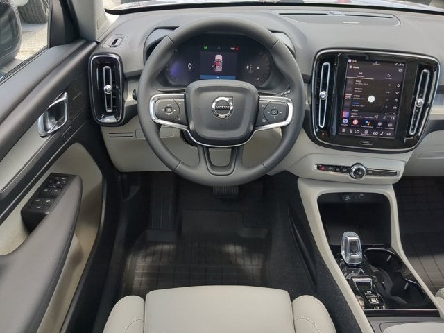 2026 Volvo XC40 Plus