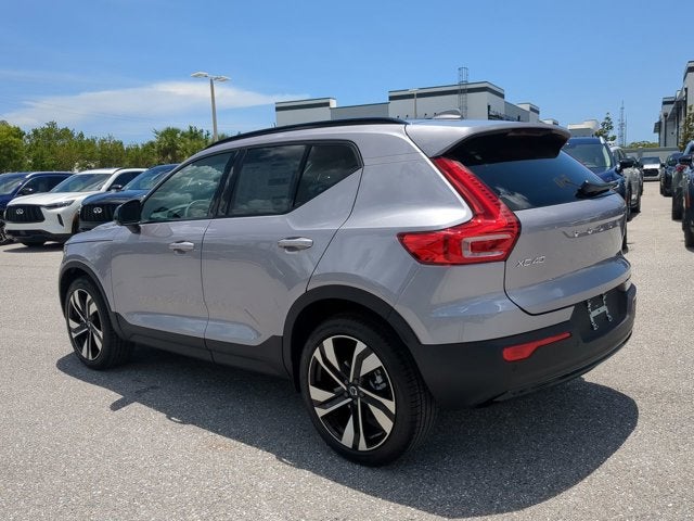 2026 Volvo XC40 Plus