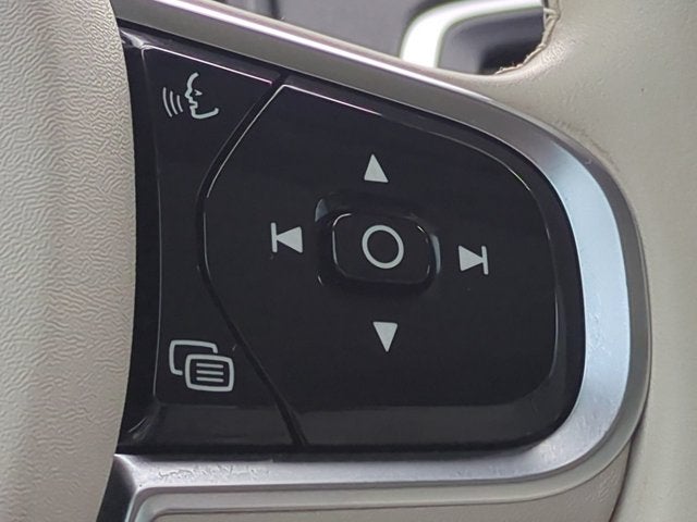 2024 Volvo XC90 Core Bright Theme