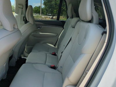 2023 Volvo XC90 Plus