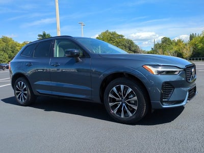 2024 Volvo XC60 Core Dark Theme