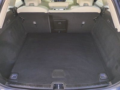 2024 Volvo XC60 Core Dark Theme