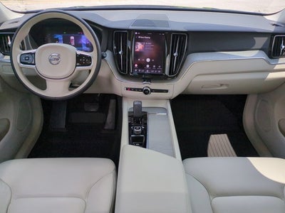 2024 Volvo XC60 Plus Dark Theme