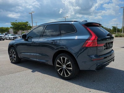 2024 Volvo XC60 Plus Dark Theme