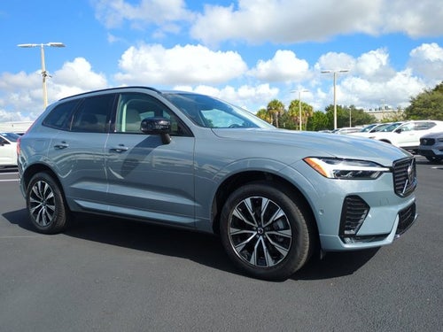 2024 Volvo XC60 Plus Dark Theme