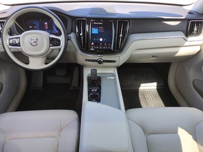 2024 Volvo XC60 Plus Dark Theme