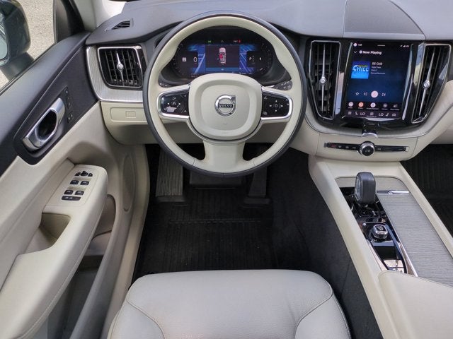 2024 Volvo XC60 Plus Dark Theme