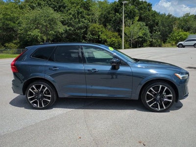 2024 Volvo XC60 Ultimate Dark Theme