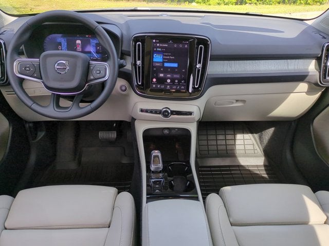 2026 Volvo XC40 Plus