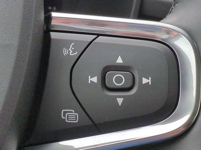 2026 Volvo XC40 Plus