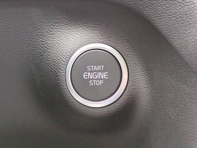 2026 Volvo XC40 Plus