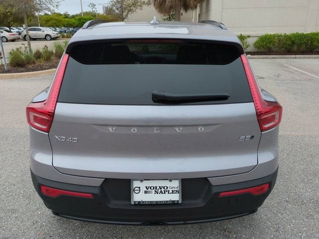 2026 Volvo XC40 Plus