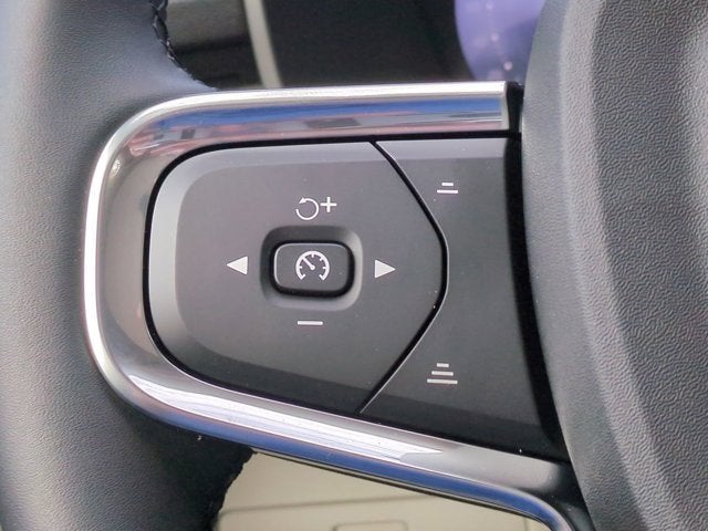 2026 Volvo XC40 Plus
