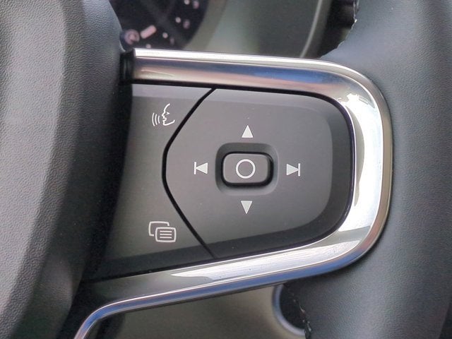 2026 Volvo XC40 Plus