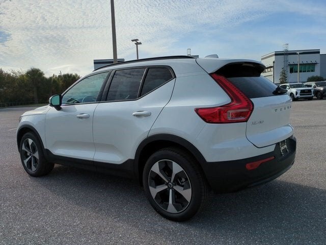 2026 Volvo XC40 Plus