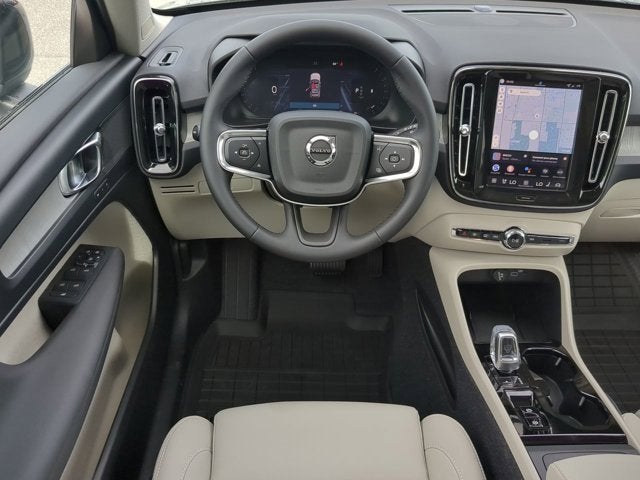 2026 Volvo XC40 Plus