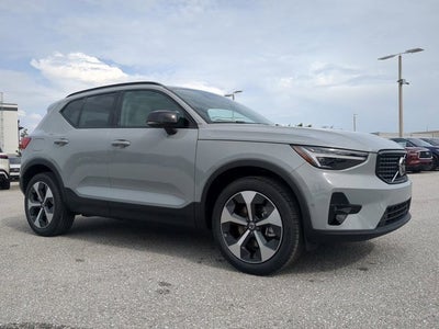2026 Volvo XC40 Plus