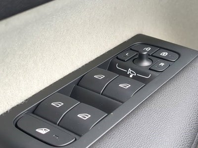 2026 Volvo XC40 Plus