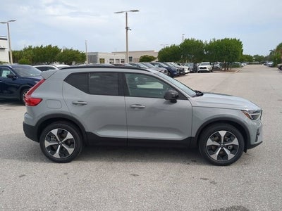 2026 Volvo XC40 Plus