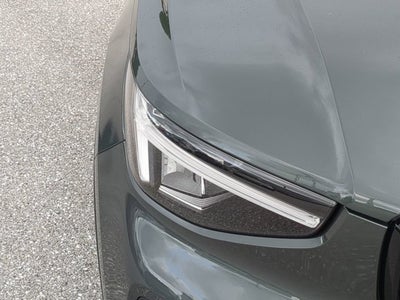 2026 Volvo XC40 Core