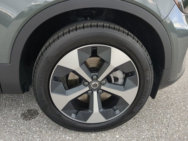 2026 Volvo XC40 Core