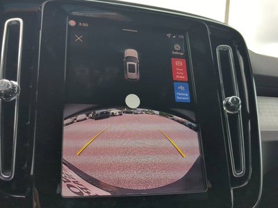 2026 Volvo XC40 Core