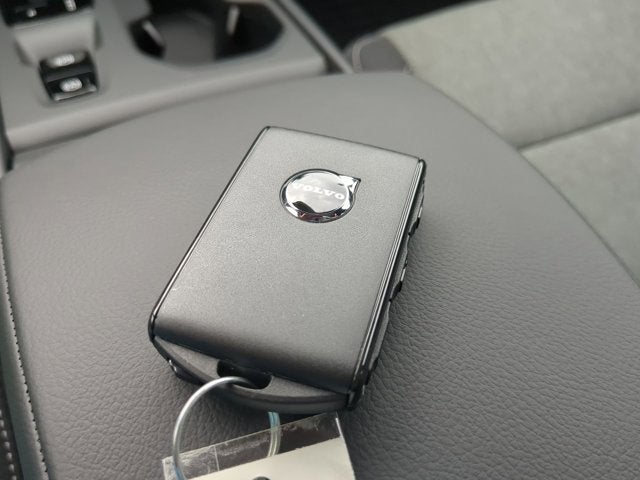 2026 Volvo XC40 Core