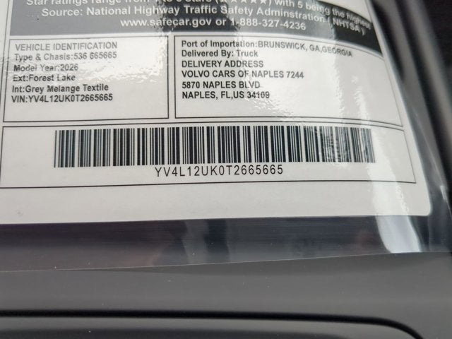 2026 Volvo XC40 Core