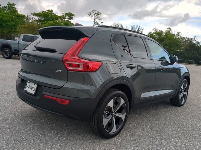 2026 Volvo XC40 Core