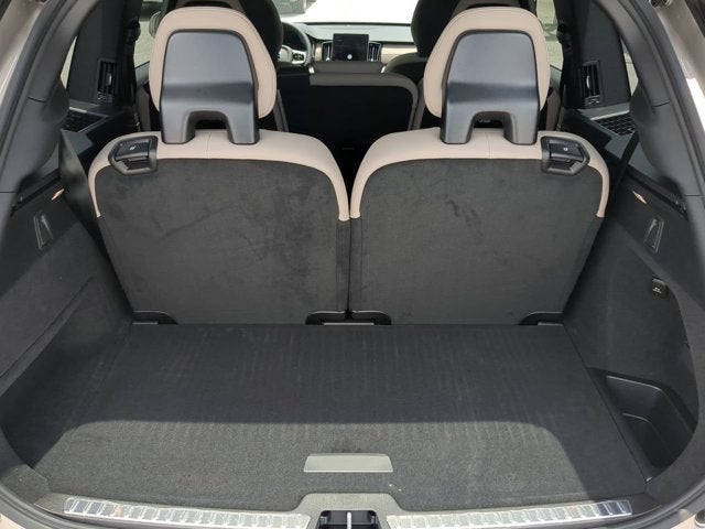 2026 Volvo XC90 Core