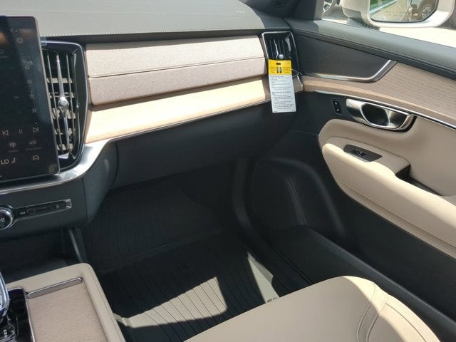 2026 Volvo XC90 Core