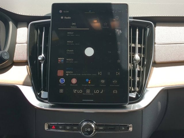 2026 Volvo XC90 Core