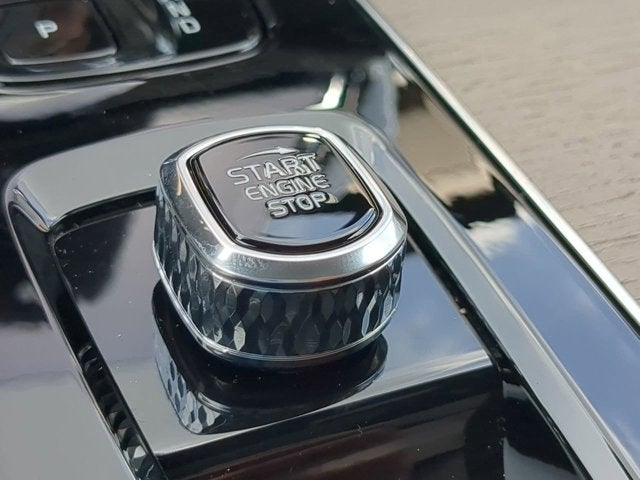 2026 Volvo XC90 Core