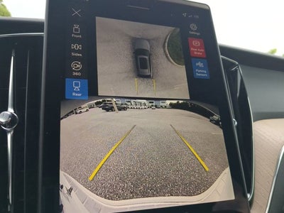 2026 Volvo XC60 Plus