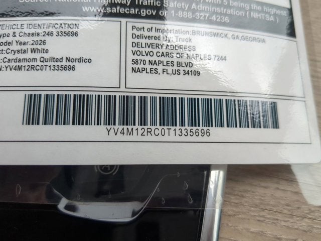 2026 Volvo XC60 Plus