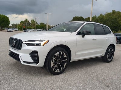 2026 Volvo XC60 Plus