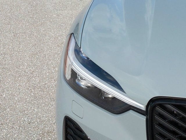 2026 Volvo XC60 Plus