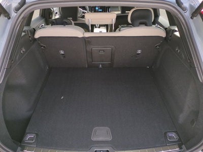 2026 Volvo XC60 Plus