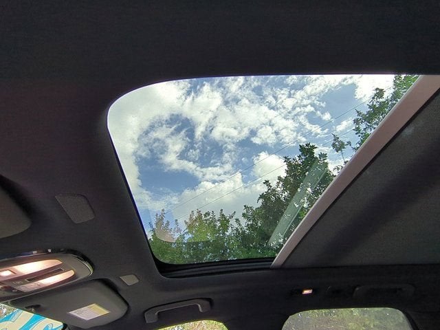2026 Volvo XC60 Plus