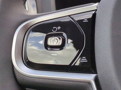 2026 Volvo XC60 Plus
