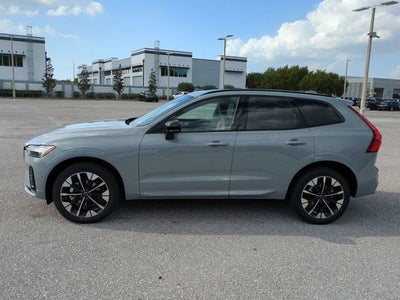 2026 Volvo XC60 Plus