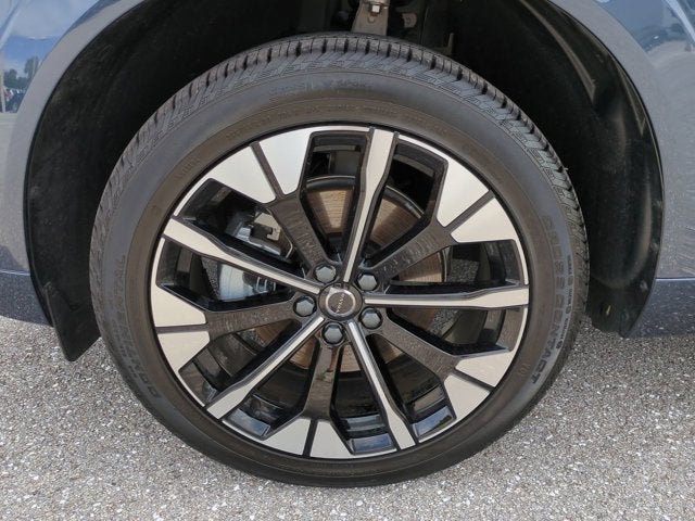 2026 Volvo XC60 Plus