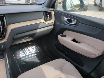 2026 Volvo XC60 Plus